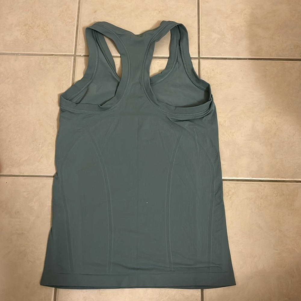 Athleta Razor Back Tank - Picture 4 of 4